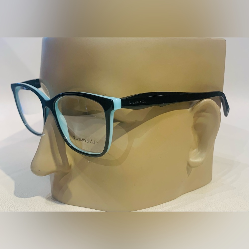 New Women’s Tiffany&Co Eyeglasses - Picture 2 of 8